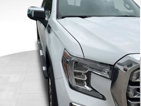 Used 2020 GMC Sierra 1500 SLT w/ SLT Premium Package AWD/4WD image 5