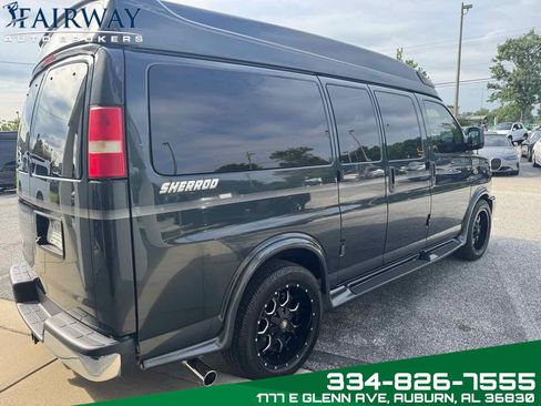 Used 2018 Chevrolet Express 2500 image 6
