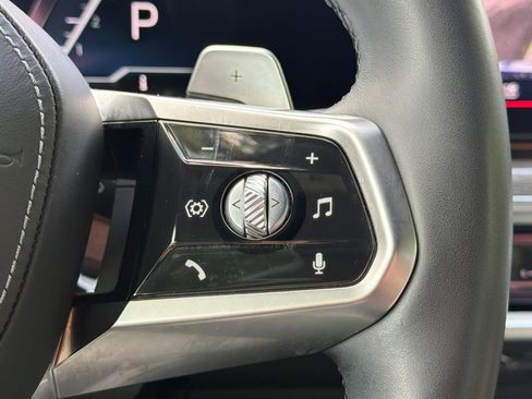 Certified 2023 BMW 740i w/ Executive Package RWD image 31