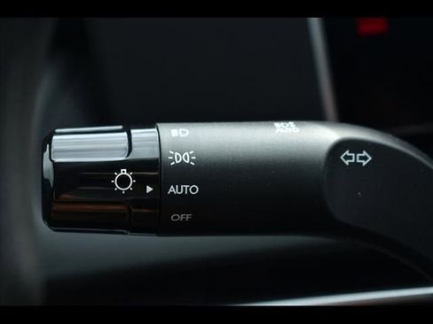 Certified 2025 Hyundai Santa Cruz SE FWD image 22