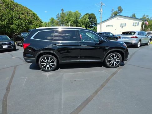 Used 2020 Honda Pilot Touring image 4