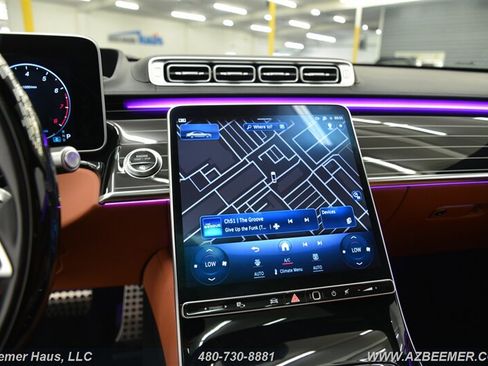 Used 2023 Mercedes-Benz S 500 4MATIC w/ AMG Line image 28