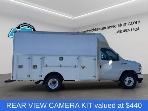 Used 2022 Ford E-350 and Econoline 350 Super Duty w/ Power Windows & Locks Group RWD image 9