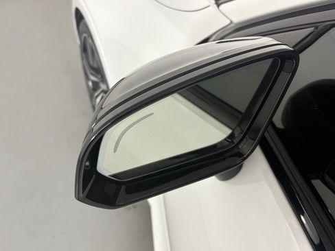 Used 2019 Volvo S60 T5 R-Design image 13