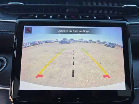 Used 2024 Jeep Grand Cherokee Limited w/ Black Appearance Package image 22