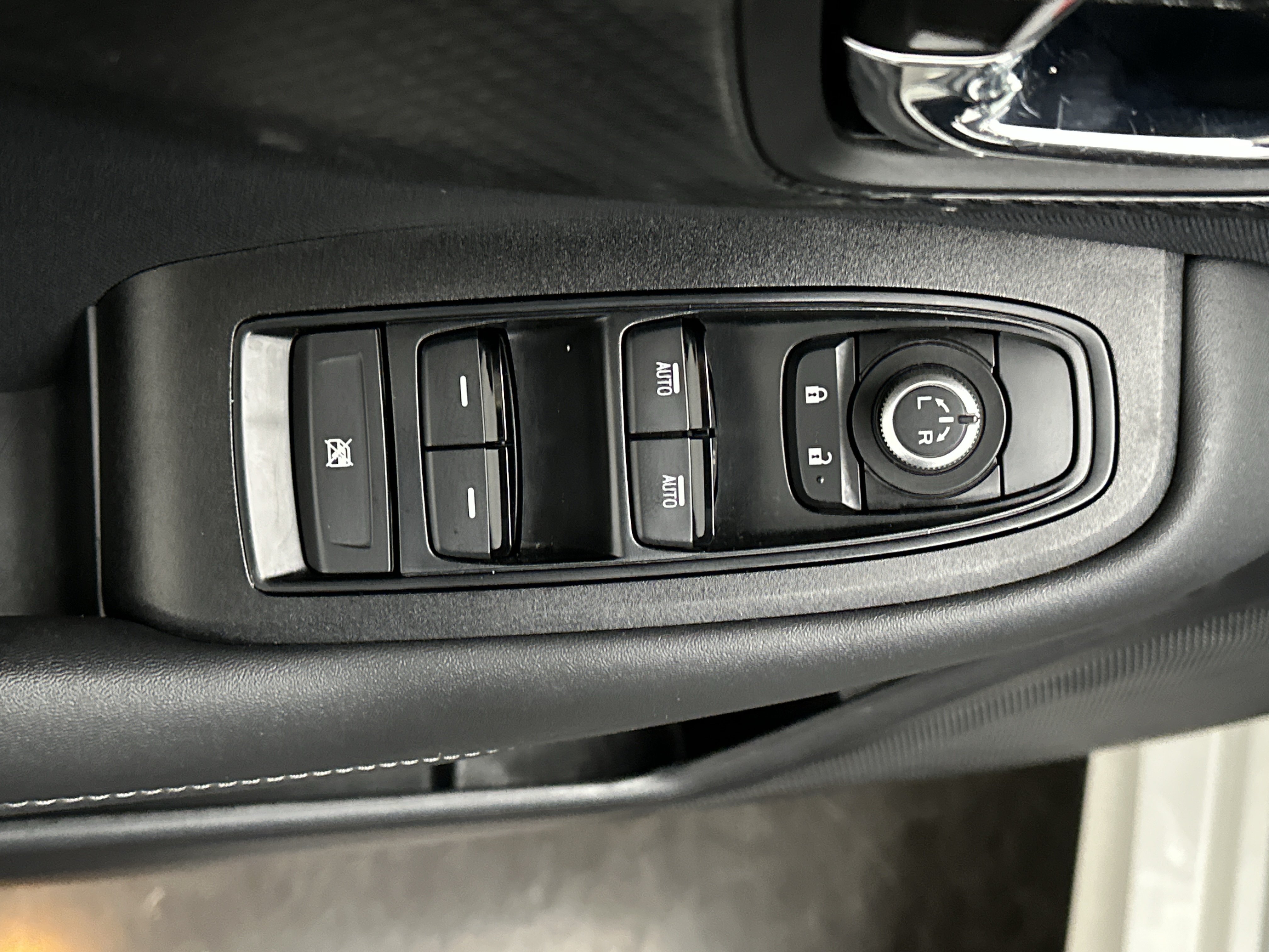 Used 2025 Subaru Legacy Premium AWD/4WD image 17
