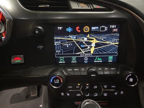 Used 2016 Chevrolet Corvette Z06 w/ 3LZ Preferred Equipment Group RWD image 21