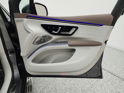 Certified 2023 Mercedes-Benz EQS 450+ SUV image 20