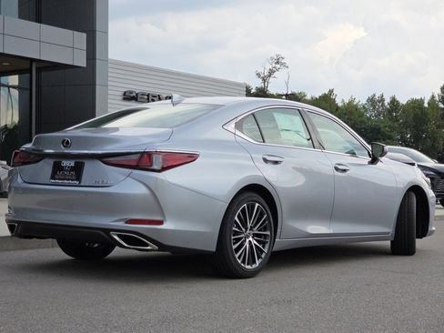 Used 2025 Lexus ES 350 w/ Premium Package FWD image 28