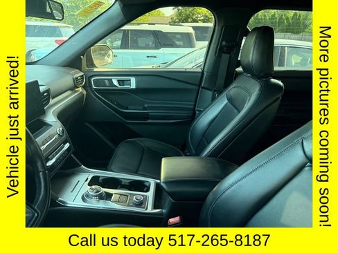 Used 2020 Ford Explorer XLT w/ Equipment Group 202A AWD/4WD image 4