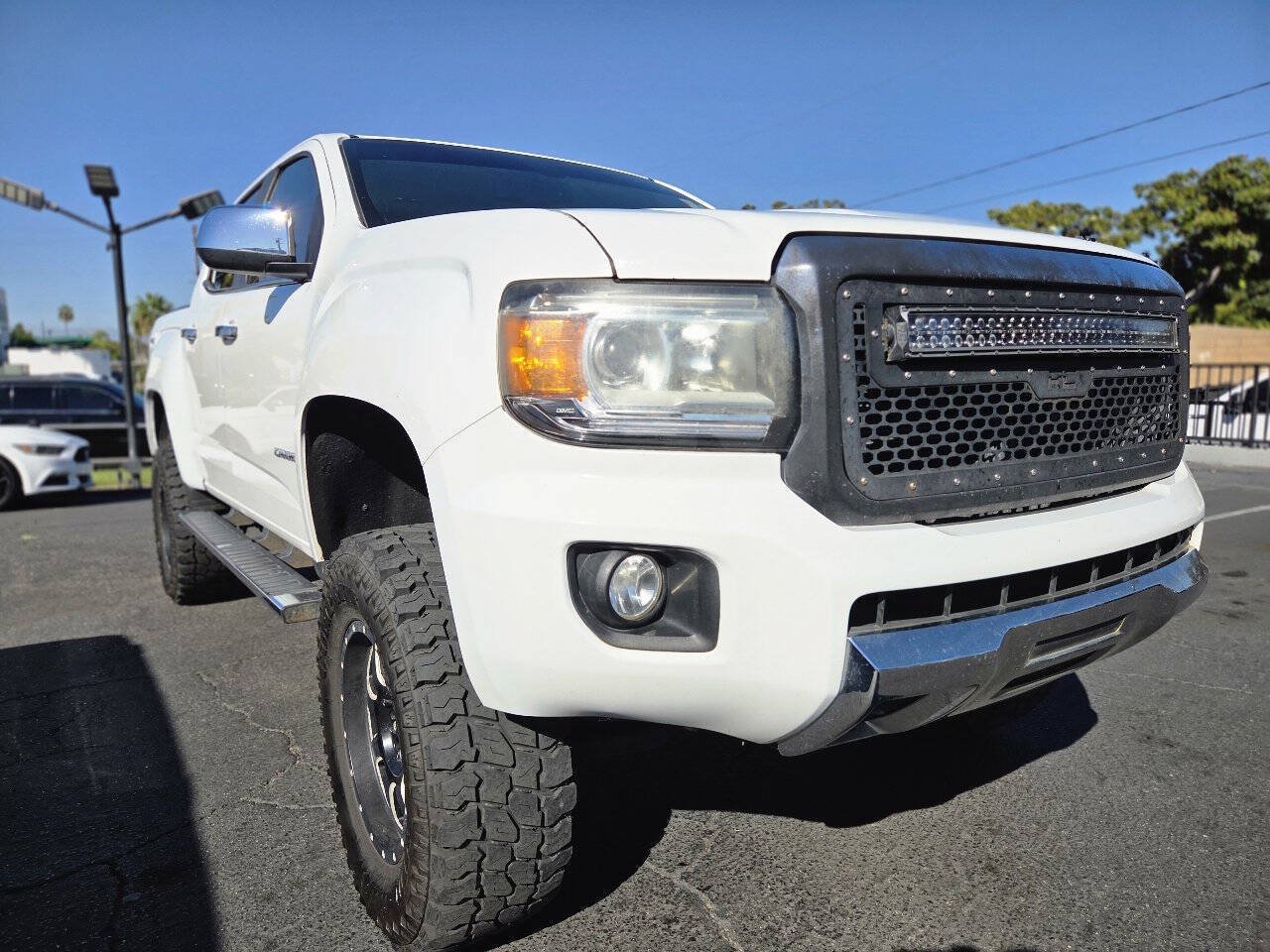 Used 2016 GMC Canyon SLT AWD/4WD image 13