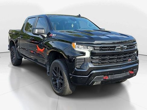 Used 2024 Chevrolet Silverado 1500 LT Trail Boss w/ LT Trail Boss Premium Package AWD/4WD image 1