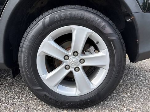 Used 2014 Toyota RAV4 XLE AWD/4WD image 26