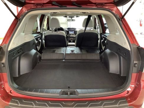 Certified 2023 Subaru Forester Premium AWD/4WD image 17
