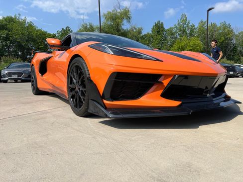 Used 2023 Chevrolet Corvette Stingray Coupe w/ Z51 Performance Package RWD image 2