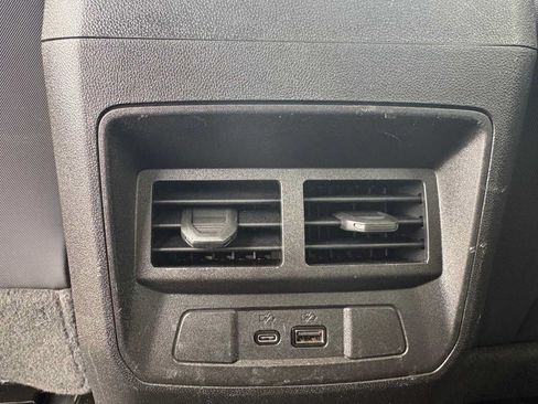 Used 2024 Chevrolet Colorado Z71 w/ Z71 Convenience Package 2 AWD/4WD image 28