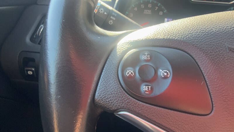 Used 2014 Chevrolet Impala LT w/ Convenience Package FWD image 16