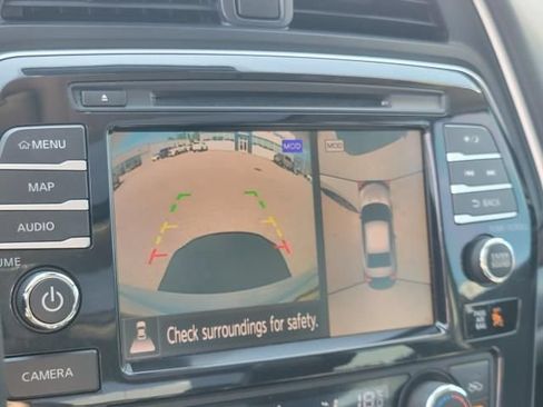 Used 2022 Nissan Maxima Platinum FWD image 26