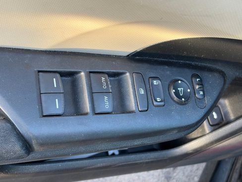 Used 2018 Honda Civic LX image 8