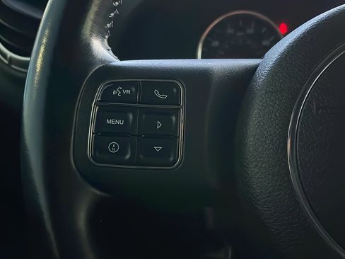 Used 2011 Jeep Wrangler Unlimited Sahara w/ Mopar Chrome Edition Group image 10