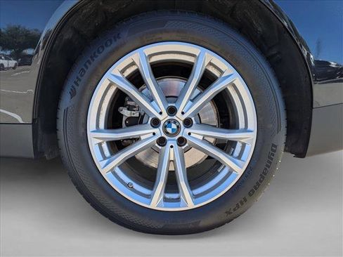 Used 2025 BMW X3 xDrive30i w/ Premium Package image 23