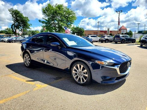 Used 2021 MAZDA MAZDA3 s FWD image 8