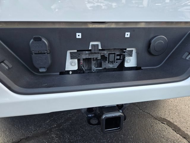 Used 2024 Chevrolet Silverado 1500 RST AWD/4WD image 17