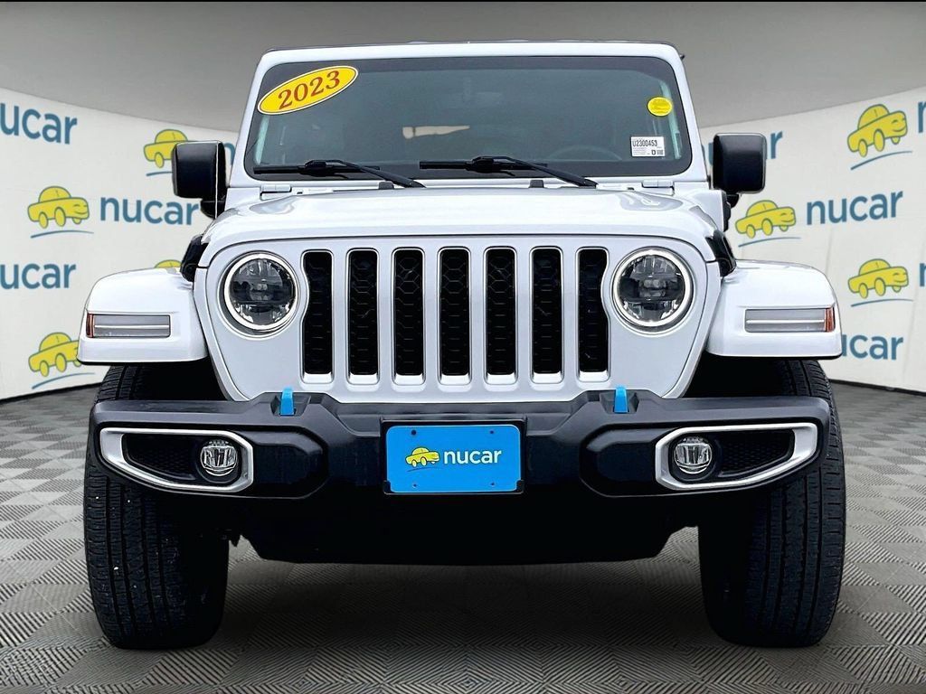 Used 2023 Jeep Wrangler Unlimited Sahara w/ Cold Weather Group AWD/4WD image 2