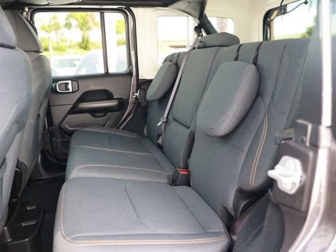 Used 2025 Jeep Wrangler Unlimited Sahara w/ Safety Group AWD/4WD image 34