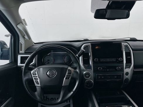 Used 2021 Nissan Titan SV w/ SV Convenience Package image 21