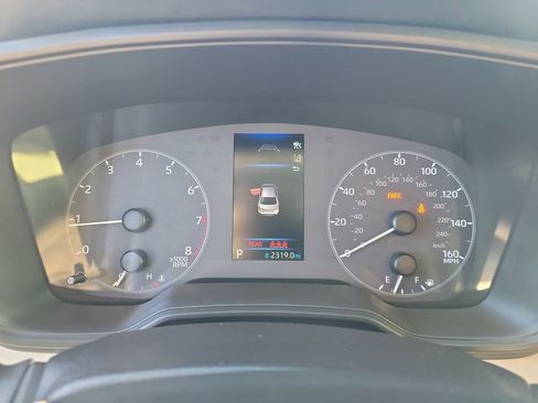 Used 2025 Toyota Corolla LE image 26