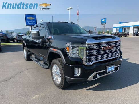 Used 2020 GMC Sierra 2500 Denali w/ Technology Package AWD/4WD image 1