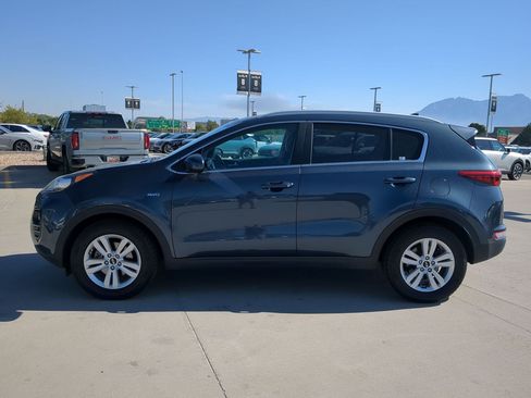 Used 2017 Kia Sportage LX w/ LX Popular Package AWD/4WD image 2