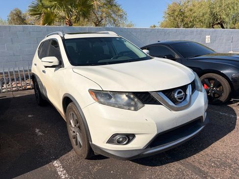 Used 2016 Nissan Rogue SL w/ SL Premium Package FWD image 4