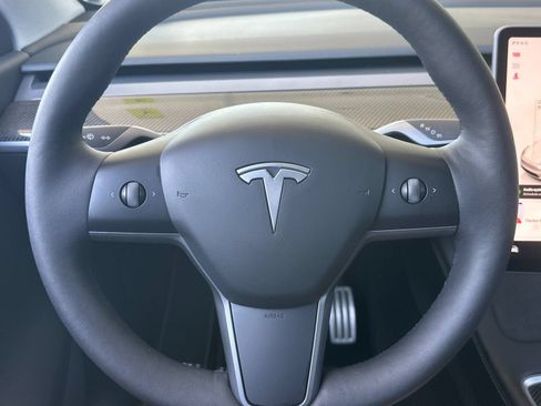 Used 2022 Tesla Model Y Performance AWD/4WD image 23