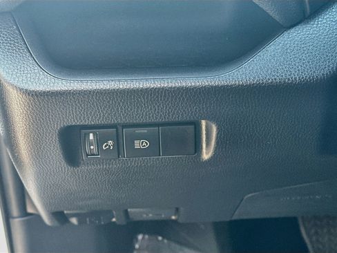 Used 2025 Toyota RAV4 LE AWD/4WD image 16