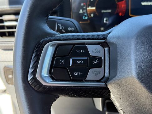 Certified 2025 Ford Mustang Coupe image 13