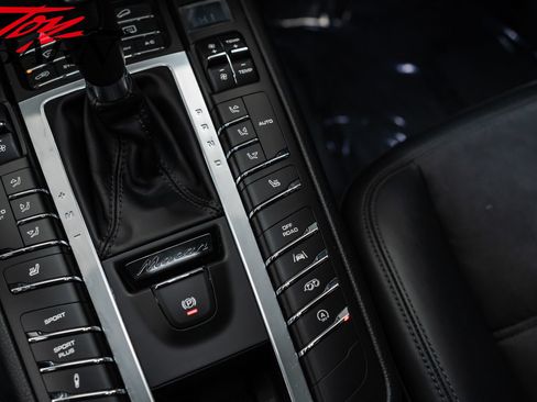 Used 2018 Porsche Macan GTS image 43