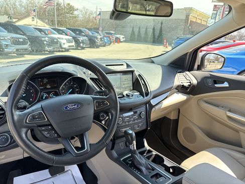 Used 2017 Ford Escape Titanium image 21