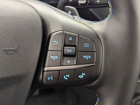 New 2025 Ford Maverick Lobo image 24