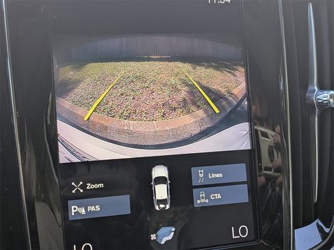 Used 2020 Volvo S60 T5 Momentum image 21