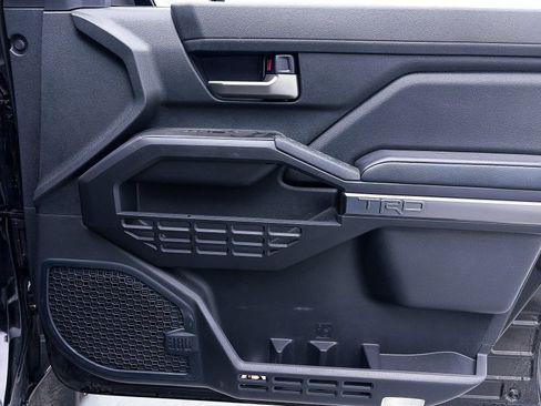 Used 2024 Toyota Tacoma TRD Off-Road w/ TRD Off Road Upgrade Package image 40