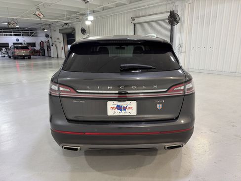 Used 2019 Lincoln Nautilus Reserve image 4