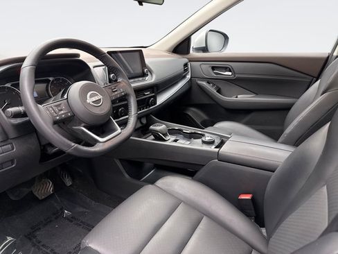 Used 2023 Nissan Rogue SV w/ SV Premium B Package AWD/4WD image 10