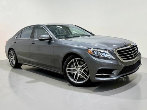 Used 2017 Mercedes-Benz S 550 4MATIC Sedan image 4