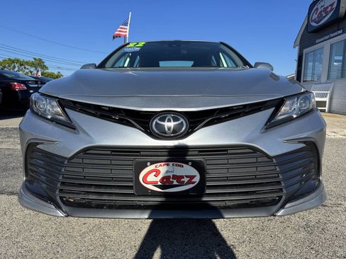Used 2022 Toyota Camry LE FWD image 2