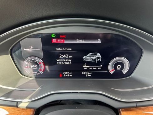 Certified 2025 Audi Q5 2.0T Premium w/ Convenience Plus Package image 14