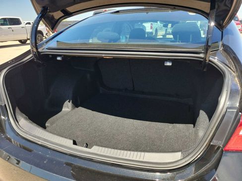 Used 2024 Chevrolet Malibu LT FWD image 23