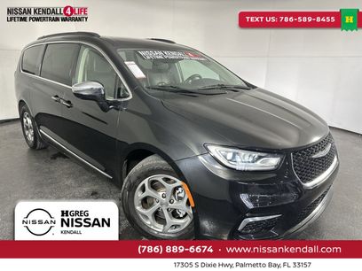 Used 2022 Chrysler Pacifica Limited