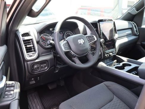New 2026 RAM 1500 Big Horn AWD/4WD image 17